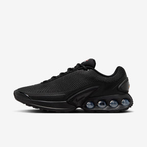 Мъжки маратонки Nike Air Max Dn Triple Black - DV3337-006