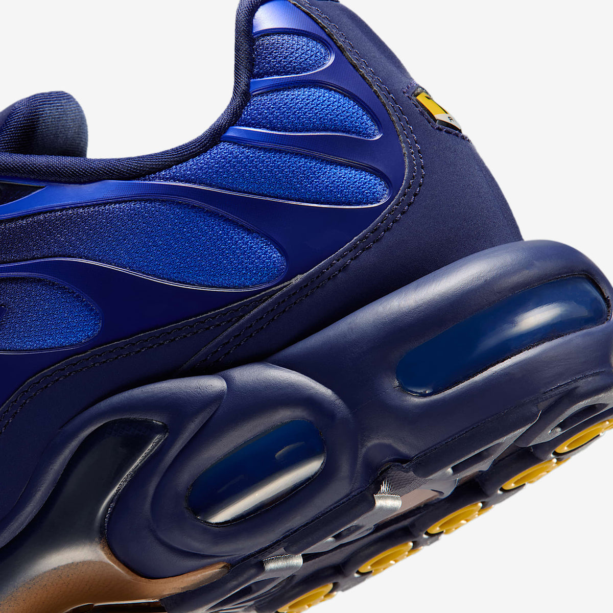 Мъжки маратонки Nike Air Max Plus OG FFF - IQ0170-400 – снимка 8