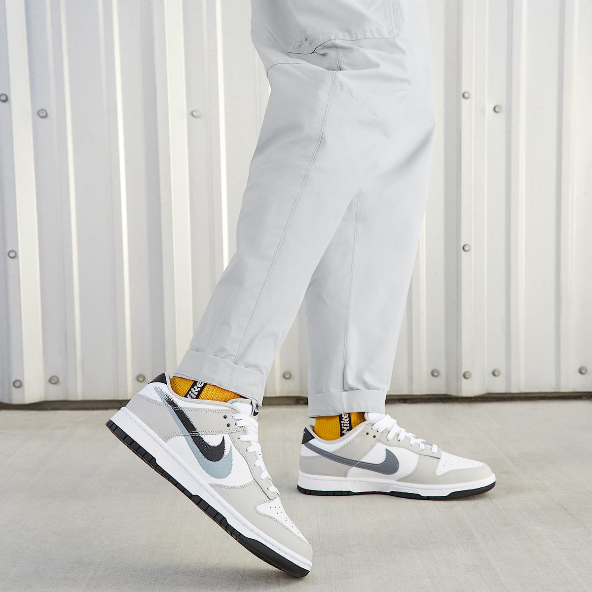 Мъжки маратонки Nike Dunk Low White Cool Grey Light Iron Ore - FD0661-100 – снимка 2