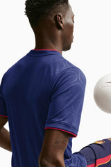 Тениска Nike FC Barcelona 26/27 Pre-Match (Тъмносин) - II6704-498 – снимка 4