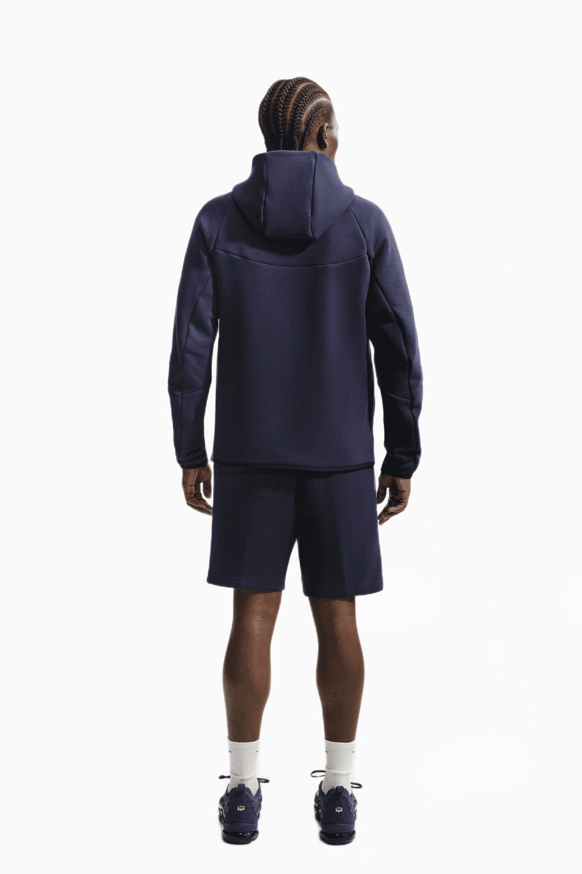 Блуза Nike FC Barcelona 26/27 Tech Fleece Windrunner (Виолетов) - II3201-499 – снимка 2