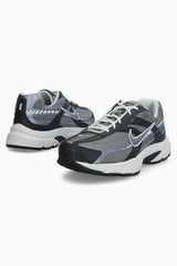 Мъжки маратонки Nike Initiator (Сив) - IB3083-001 – снимка 2