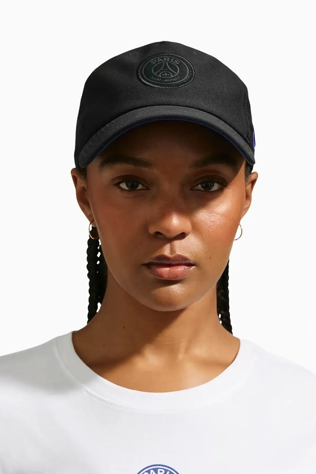 Шапка Nike PSG 25/26 Club (Черен) - IU3902-010