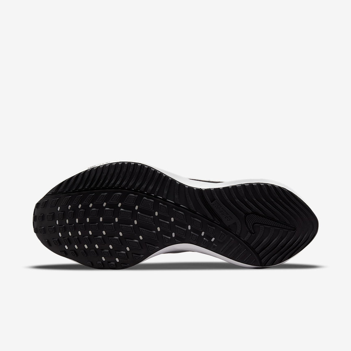 Мъжки маратонки Nike Vomero 16 Black Anthracite White - DA7245-001 – снимка 2