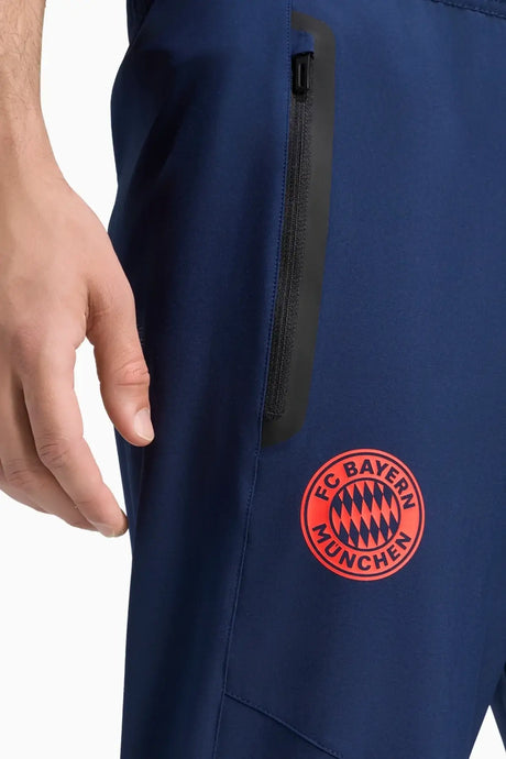 Спортно долнище adidas FC Bayern 26/27 Tiro Travel (Тъмносин) - KG2276 – снимка 4