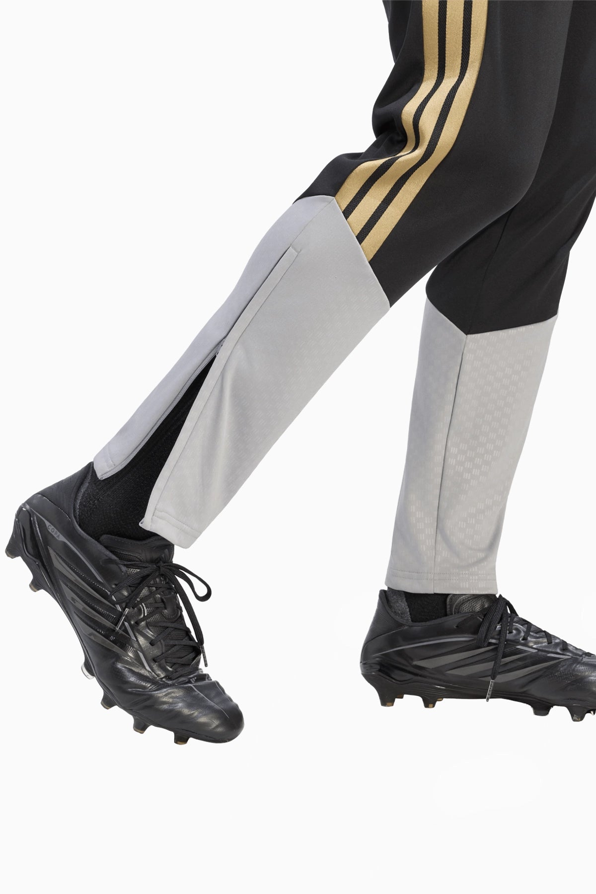 Долнище adidas Juventus FC 26/27 Competition - KH1227 – снимка 5