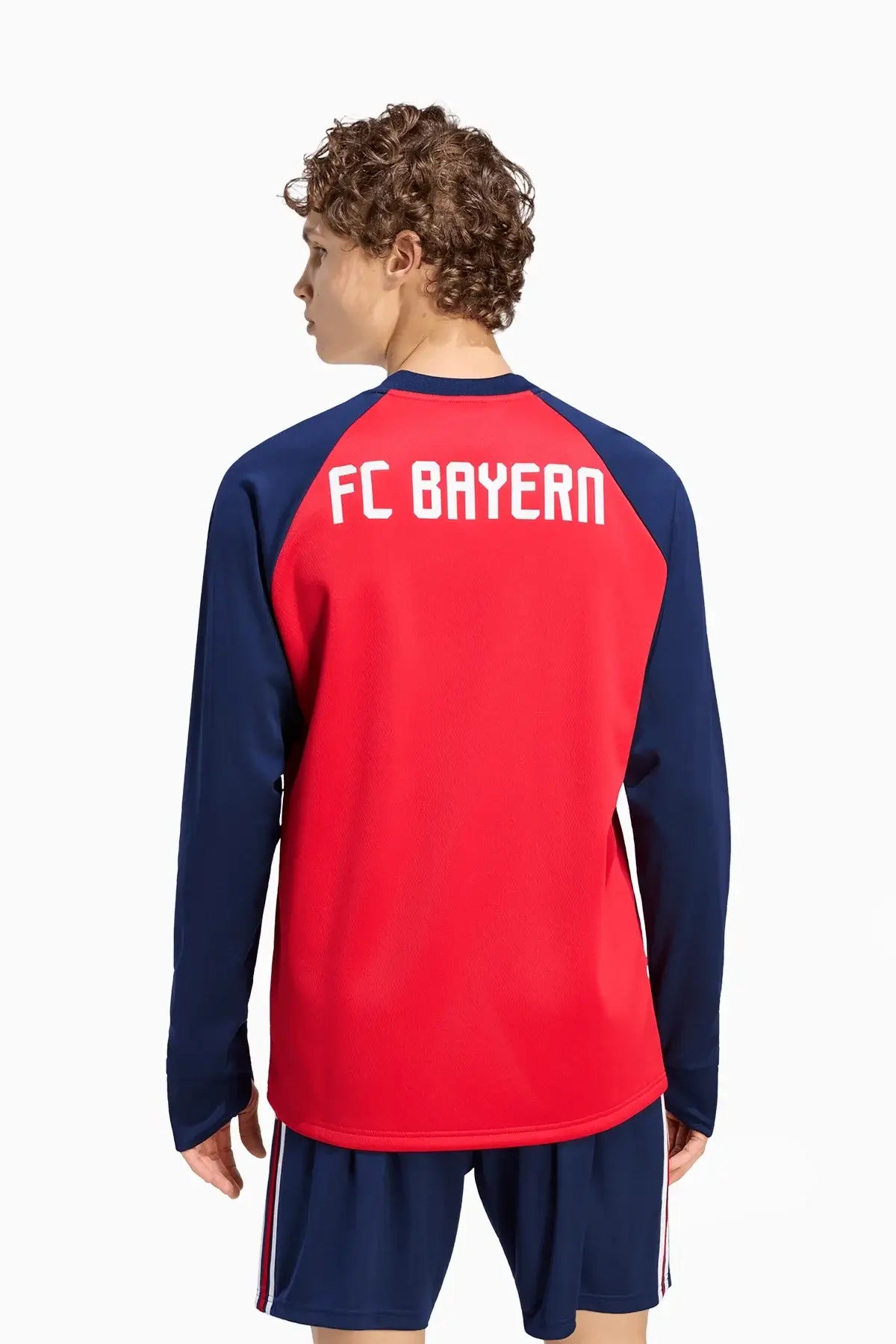 Блуза adidas Originals FC Bayern 26/27 Pre-Match - KF0992 – снимка 2