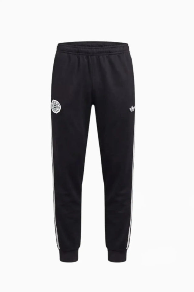 Спортно долнище adidas Originals FC Bayern 26/27 Wiesn (Черен) - KG3015