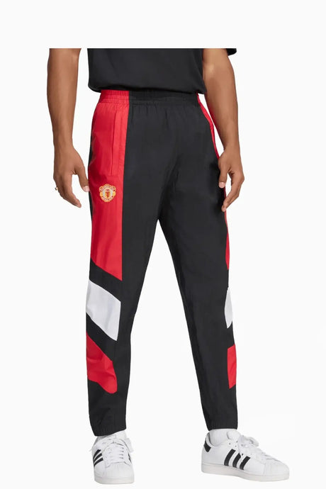 Спортно долнище adidas Originals Manchester United 26/27 EQT Track (Черен) - KH4828