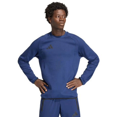 Мъжка блуза adidas Tiro 26 Travel Crew (Тъмносиньо) - KD1145 – снимка 2