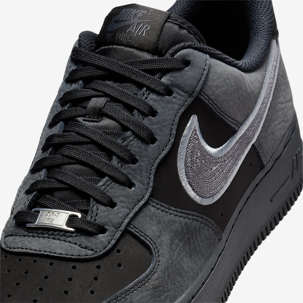 Мъжки маратонки Nike Air Force 1 '07 LV8 Black Smoke Grey - IB6842-002 – снимка 7