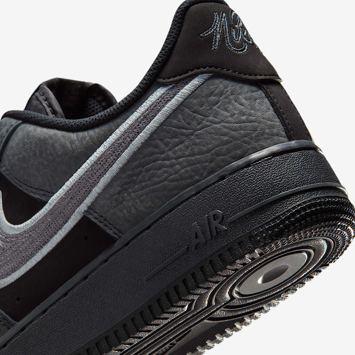 Мъжки маратонки Nike Air Force 1 '07 LV8 Black Smoke Grey - IB6842-002 – снимка 8