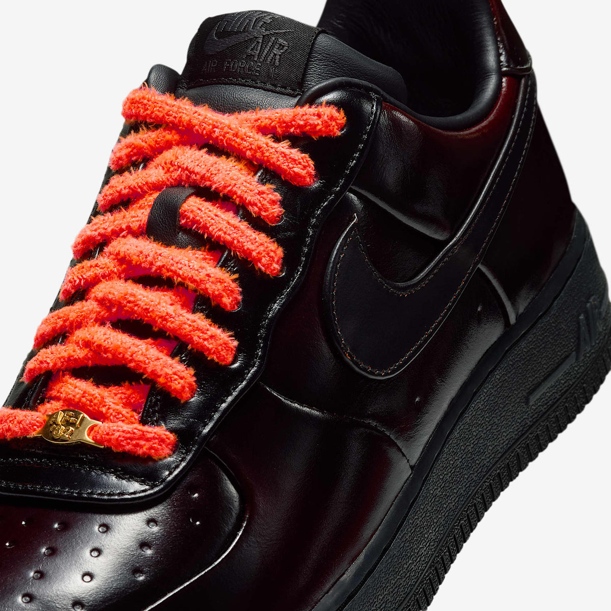 Мъжки маратонки Nike Air Force 1 '07 Family Reunion Black Cinnamon - IW2353-001 – снимка 7