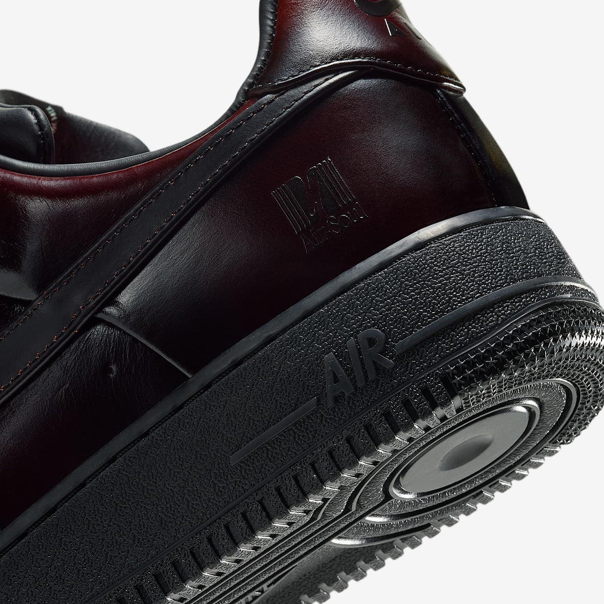 Мъжки маратонки Nike Air Force 1 '07 Family Reunion Black Cinnamon - IW2353-001 – снимка 8