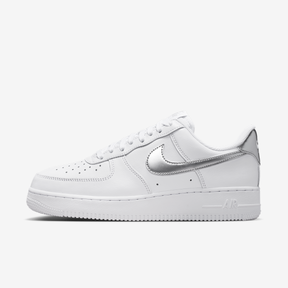 Маратонки Nike Air Force 1 Low '07 SE White Metallic Silver - IV5102-100