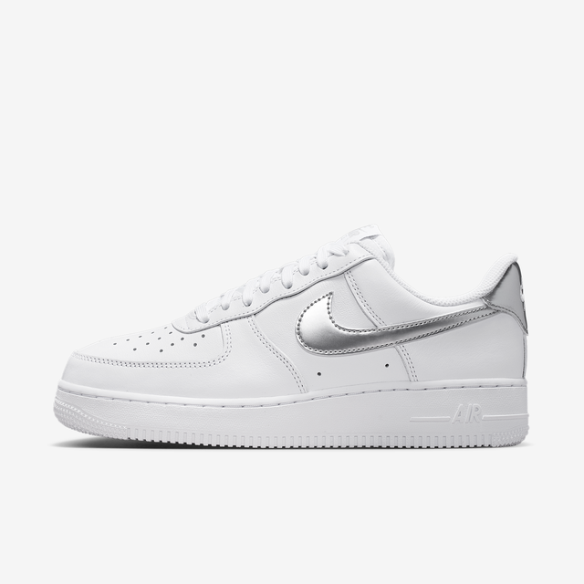 Маратонки Nike Air Force 1 Low '07 SE White Metallic Silver - IV5102-100