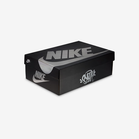 Мъжки маратонки Nike Air Force 1 '07 x Central Cee - IO9974-010 – снимка 9