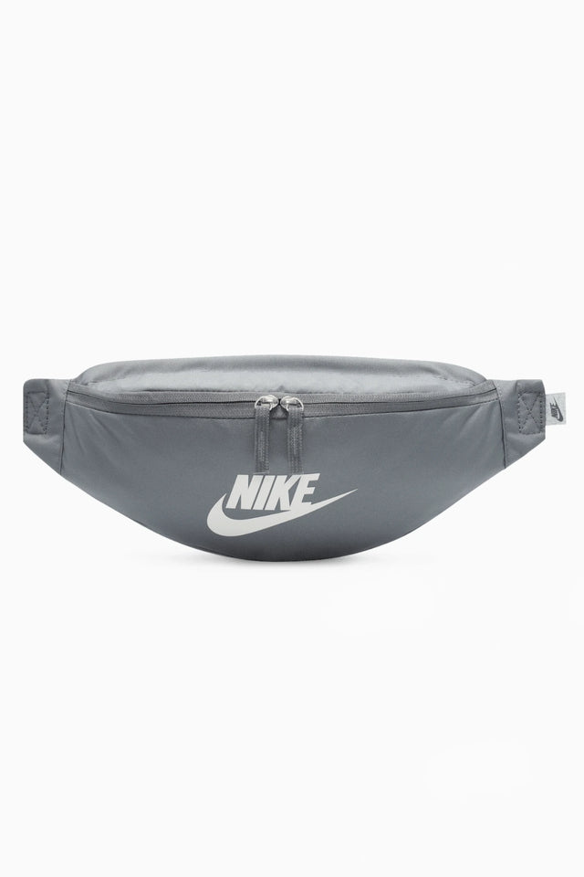 Чанта за кръст Nike Heritage (Сив) - DB0490-084