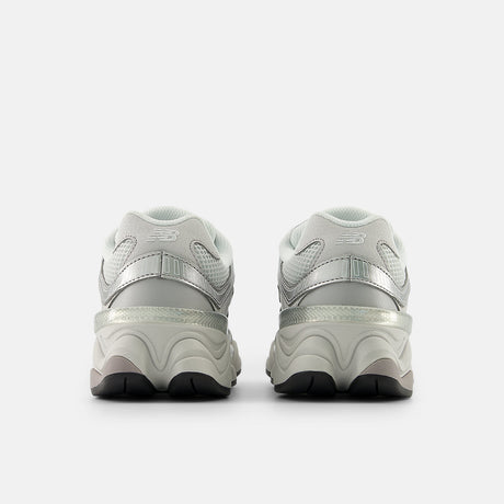 Маратонки New Balance 9060 Raincloud Truffle Salt - G90602LB – снимка 6