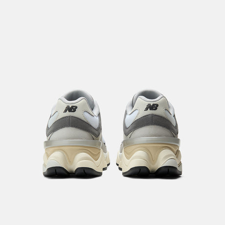 Маратонки New Balance 9060 Rain Cloud - GC9060GY – снимка 6