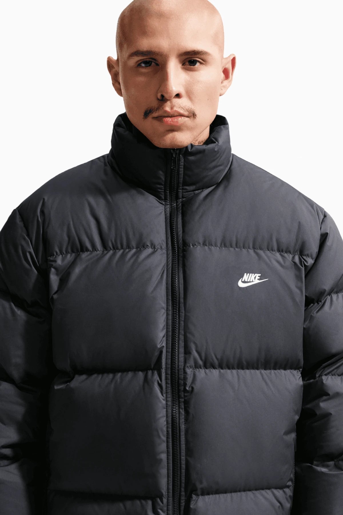 Мъжко яке Nike Sportswear Club - IB2975-010 – снимка 17