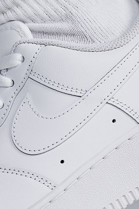 Дамски маратонки Nike Air Force 1 '07 (Бял) - DD8959-100 – снимка 12
