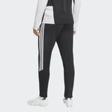Мъжки спортен екип LIVERPOOL F.C TIRO 26 COMP - KB5774 / KB5741