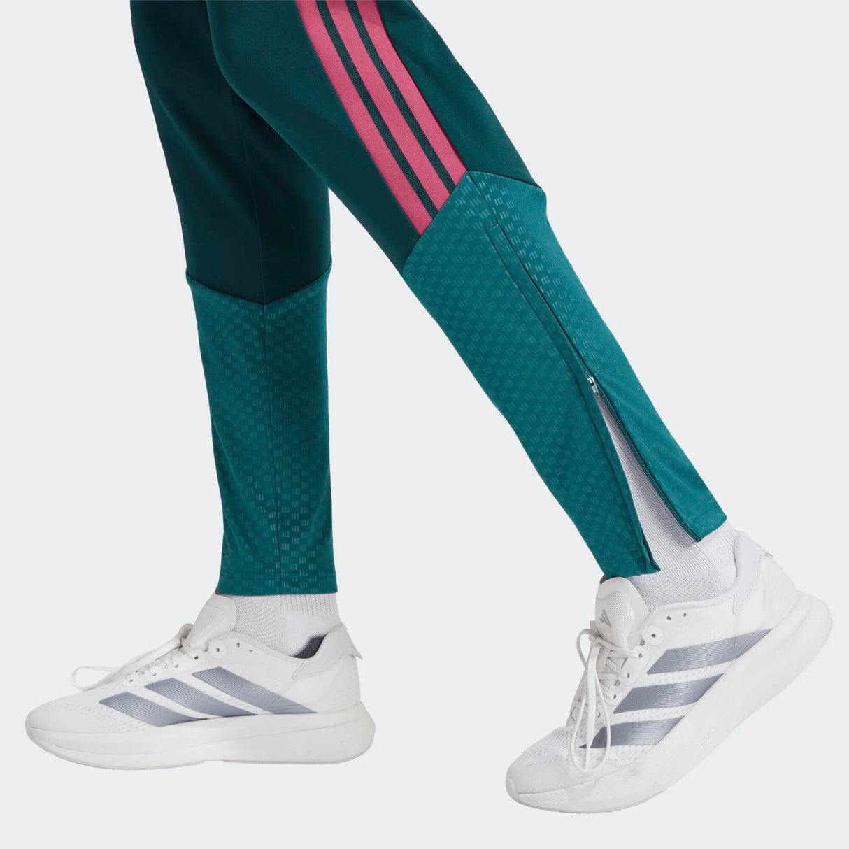 Мъжки спортен екип REAL MADRID CF TIRO 26 COMP - KB6343 / KB6393