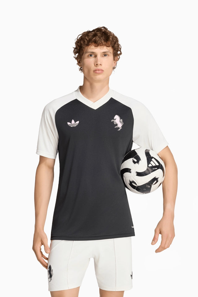 Juventus Originals 26/27 Pre-Match тениска KG4514