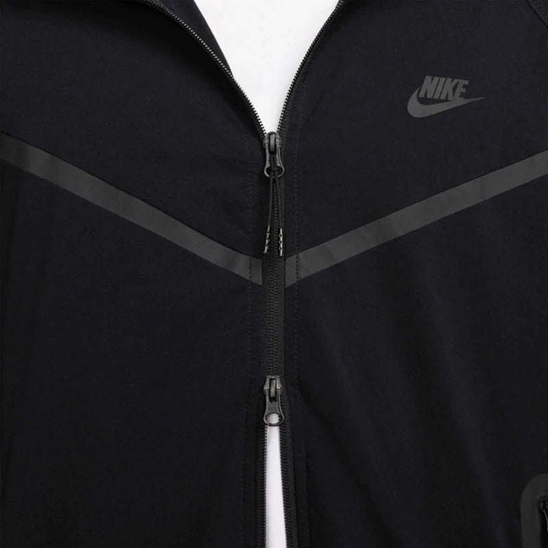 Мъжко яке TECH Windrunner Full-Zip - HM7151-010