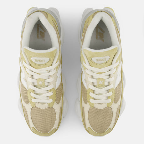 Маратонки New Balance 9060 Sand Beige – снимка 3