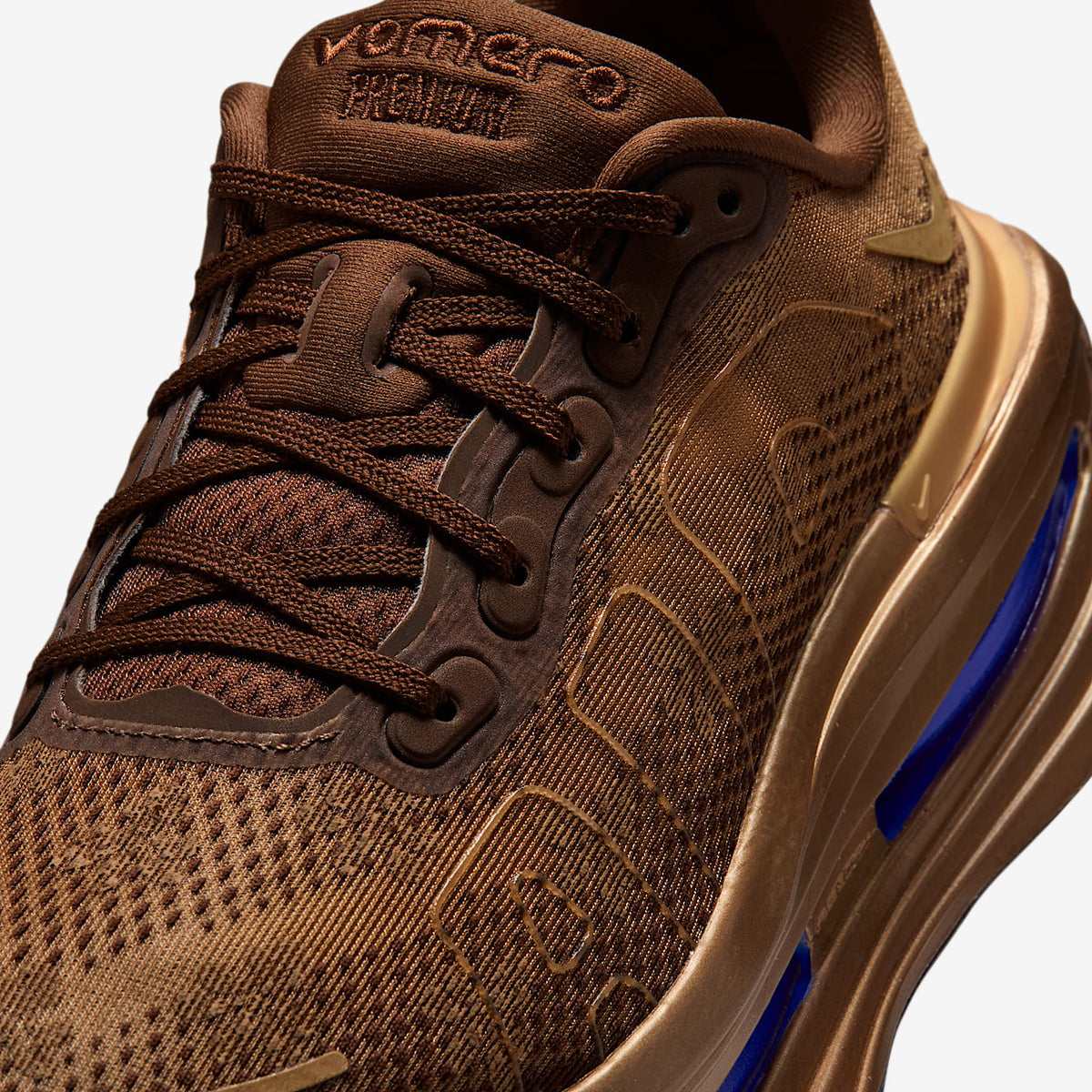 Дамски маратонки Nike Vomero Premium Flat Stout - IQ0028-200 – снимка 7
