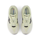 Дамски маратонки New Balance FuelCell (Зелен) - WFCX8UV – снимка 3